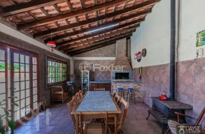 Casa com 3 quartos à venda na rua landel de moura, 3074, tristeza, porto alegre, 205 m2 por r$ 830.000