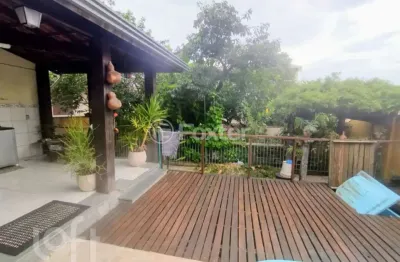 Casa com 3 quartos à venda na rua irmão inocêncio luís, 601, jardim itu sabará, porto alegre, 275 m2 por r$ 940.000
