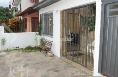 Casa com 2 quartos à venda na rua machado de assis, 630, jardim botânico, porto alegre, 96 m2 por r$ 549.000