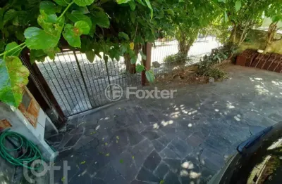 Casa com 3 quartos à venda na rua silvério souto, 490, teresópolis, porto alegre, 230 m2 por r$ 526.000