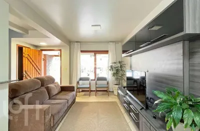 Casa com 3 quartos à venda na rua helio felix frey, 162, espírito santo, porto alegre, 125 m2 por r$ 540.000