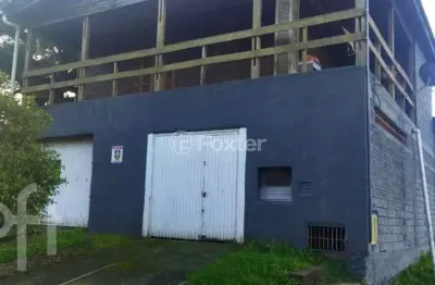 Casa com 3 quartos à venda na rua do schneider, 780, hípica, porto alegre, 235 m2 por r$ 650.000