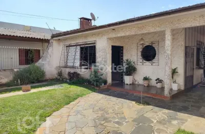 Casa com 3 quartos à venda na rua júlio de castilhos, 1064, niterói, canoas, 210 m2 por r$ 598.000