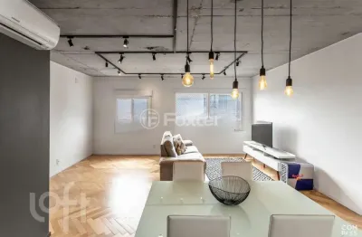 Apartamento com 2 quartos à venda na rua eduardo mastalir, 50, são sebastião, porto alegre, 75 m2 por r$ 741.000