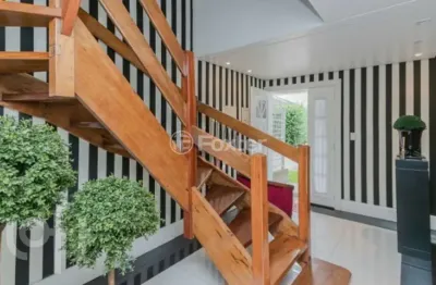 Casa em condomínio fechado com 4 quartos à venda na rua attílio bilibio, 120, jardim carvalho, porto alegre, 446 m2 por r$ 2.500.000
