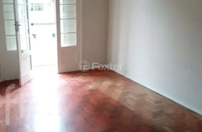 Apartamento com 2 quartos à venda na rua carazinho, 157, petrópolis, porto alegre, 74 m2 por r$ 350.000