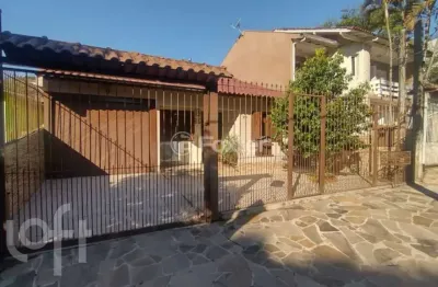Casa com 3 quartos à venda na beco do carvalho, 311, jardim carvalho, porto alegre, 140 m2 por r$ 640.000