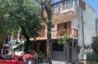 Casa com 2 quartos à venda na avenida nova york, 571, auxiliadora, porto alegre, 208 m2 por r$ 840.000