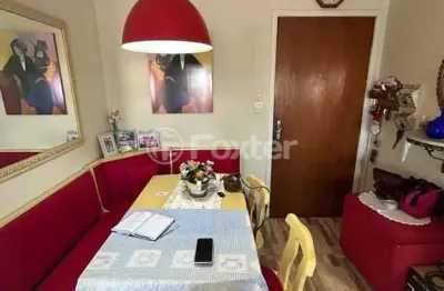 Apartamento com 2 quartos à venda na rua piauí, 348, santa maria goretti, porto alegre, 57 m2 por r$ 300.000