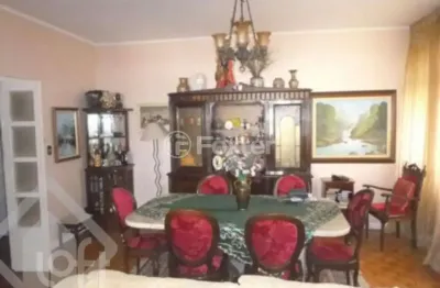 Apartamento com 3 quartos à venda na rua garibaldi, 963, bom fim, porto alegre, 139 m2 por r$ 520.000