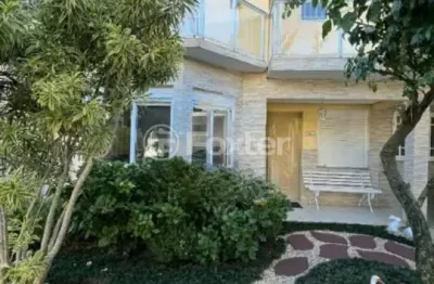 Casa em condomínio fechado com 4 quartos à venda na rua ancara, 381, espírito santo, porto alegre, 242 m2 por r$ 890.000