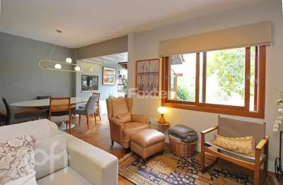 Casa em condomínio fechado com 3 quartos à venda na rua doutor freire alemão, 760, mont serrat, porto alegre, 156 m2 por r$ 1.852.500