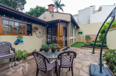 Casa em condomínio fechado com 4 quartos à venda na avenida cai, 303, cristal, porto alegre, 320 m2 por r$ 1.290.000