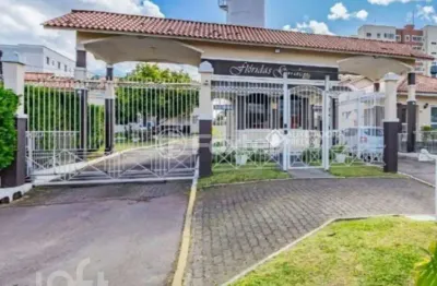 Casa em condomínio fechado com 3 quartos à venda na avenida joão ferreira jardim, 140, parque santa fé, porto alegre, 78 m2 por r$ 500.000