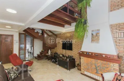 Casa com 3 quartos à venda na avenida copacabana, 358, tristeza, porto alegre, 177 m2 por r$ 1.195.000