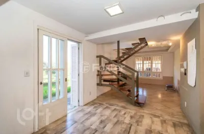 Casa em condomínio fechado com 4 quartos à venda na rua sepé tiaraju, 1500, medianeira, porto alegre, 149 m2 por r$ 559.000