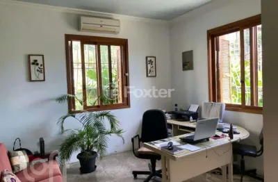Casa com 2 quartos à venda na rua padre teschauer, 96, cascata, porto alegre, 246 m2 por r$ 800.000