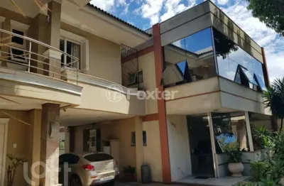 Casa com 2 quartos à venda na rua fernando abbott, 1062, cristo redentor, porto alegre, 565 m2 por r$ 2.600.000