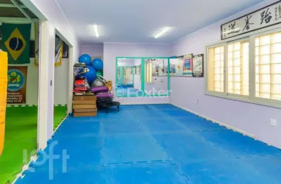 Casa com 2 quartos à venda na rua paulo blaschke, 575, jardim itu sabará, porto alegre, 360 m2 por r$ 880.000