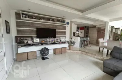 Casa com 4 quartos à venda na rua guanabara, 192, ouro branco, novo hamburgo, 270 m2 por r$ 800.000