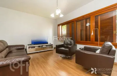 Casa com 4 quartos à venda na rua magalhães calvet, 185, sarandi, porto alegre, 260 m2 por r$ 750.000