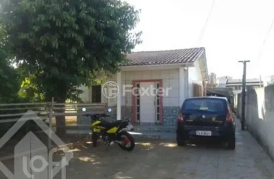 Casa com 2 quartos à venda na beco do paulino, 110, santa rosa de lima, porto alegre, 700 m2 por r$ 750.000