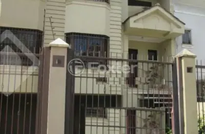 Casa com 4 quartos à venda na rua doutor galdino nunes vieira, 273, jardim itu sabará, porto alegre, 297 m2 por r$ 840.000