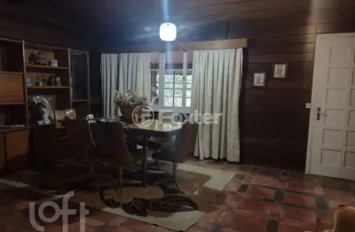 Casa com 3 quartos à venda na rua ataliba paz, 165, centro, canela, 179 m2 por r$ 1.500.000