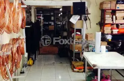 Casa com 2 quartos à venda na avenida assis brasil, 1059, passo da areia, porto alegre, 70 m2 por r$ 1.000.000