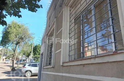 Casa com 3 quartos à venda na rua general gomes carneiro, 603, medianeira, porto alegre, 168 m2 por r$ 650.000