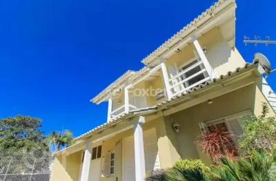 Casa com 3 quartos à venda na avenida josé gertum, 365, chácara das pedras, porto alegre, 600 m2 por r$ 2.185.000