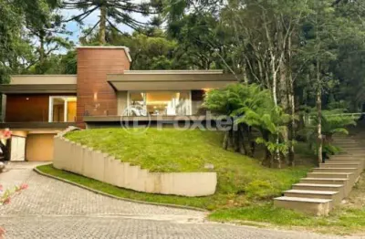 Casa em condomínio fechado com 3 quartos à venda na rua dos papagaios, 604, quinta da serra, canela, 345 m2 por r$ 3.000.000