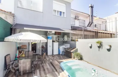 Casa com 3 quartos à venda na rua izar faria correa sant'anna, 97, hípica, porto alegre, 135 m2 por r$ 575.000