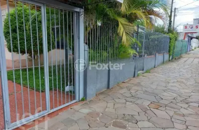 Casa com 3 quartos à venda na rua teixeira de freitas, 99, rio branco, novo hamburgo, 243 m2 por r$ 800.000