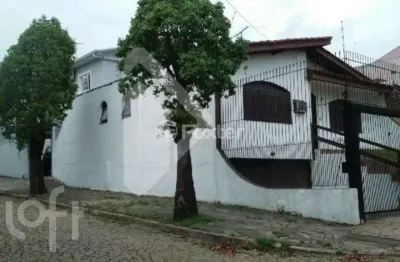Casa com 3 quartos à venda na travessa anunciada, 129, vila ipiranga, porto alegre, 378 m2 por r$ 748.000