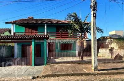 Casa com 5 quartos à venda na rua dona emília, 124, santos dumont, são leopoldo, 290 m2 por r$ 405.000