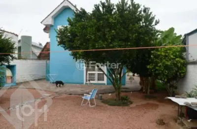 Casa com 3 quartos à venda na rua luiz delfino, 195, espírito santo, porto alegre, 131 m2 por r$ 851.000