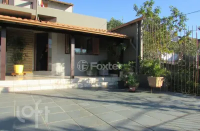 Casa com 3 quartos à venda na rua espanha, 184, rincão, novo hamburgo, 187 m2 por r$ 498.000