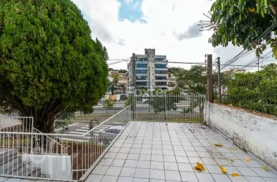 Casa com 3 quartos à venda na rua doutor aurélio py, 222, medianeira, porto alegre, 100 m2 por r$ 640.000