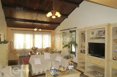 Casa com 2 quartos à venda na rua tamandaré, 613, camaquã, porto alegre, 726 m2 por r$ 1.550.000