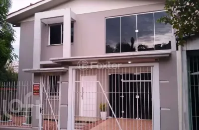 Casa com 3 quartos à venda na rua catu, 25, rio branco, novo hamburgo, 160 m2 por r$ 699.000