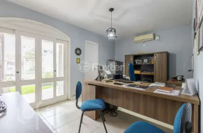 Casa com 5 quartos à venda na rua dom pedro ii, 622, nossa senhora das graças, canoas, 258 m2 por r$ 1.440.000