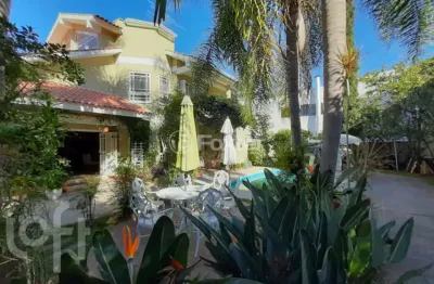 Casa com 5 quartos à venda na rua país de gales, 41, marechal rondon, canoas, 333 m2 por r$ 2.500.000