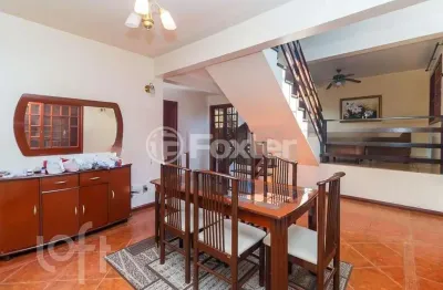 Casa com 4 quartos à venda na travessa oito de setembro, 84, santa tereza, porto alegre, 234 m2 por r$ 460.000