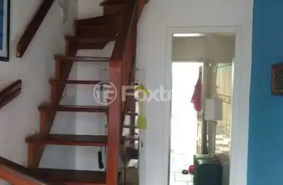 Casa com 3 quartos à venda na rua coronel neves, 45, medianeira, porto alegre, 120 m2 por r$ 265.000