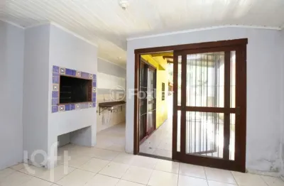 Casa com 3 quartos à venda na rua general caldwell, 1295, menino deus, porto alegre, 275 m2 por r$ 680.000