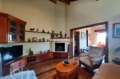 Casa com 5 quartos à venda na rua samuel madureira coelho, 22, teresópolis, porto alegre, 280 m2 por r$ 700.000