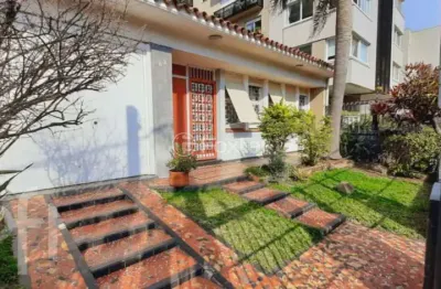 Casa com 3 quartos à venda na rua hugo ribeiro, 63, menino deus, porto alegre, 300 m2 por r$ 991.270
