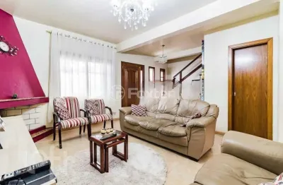 Casa com 3 quartos à venda na avenida cai, 884, cristal, porto alegre, 192 m2 por r$ 750.000