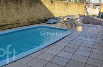 Casa com 4 quartos à venda na rua anchieta, 264, teresópolis, porto alegre, 48 m2 por r$ 1.500.000